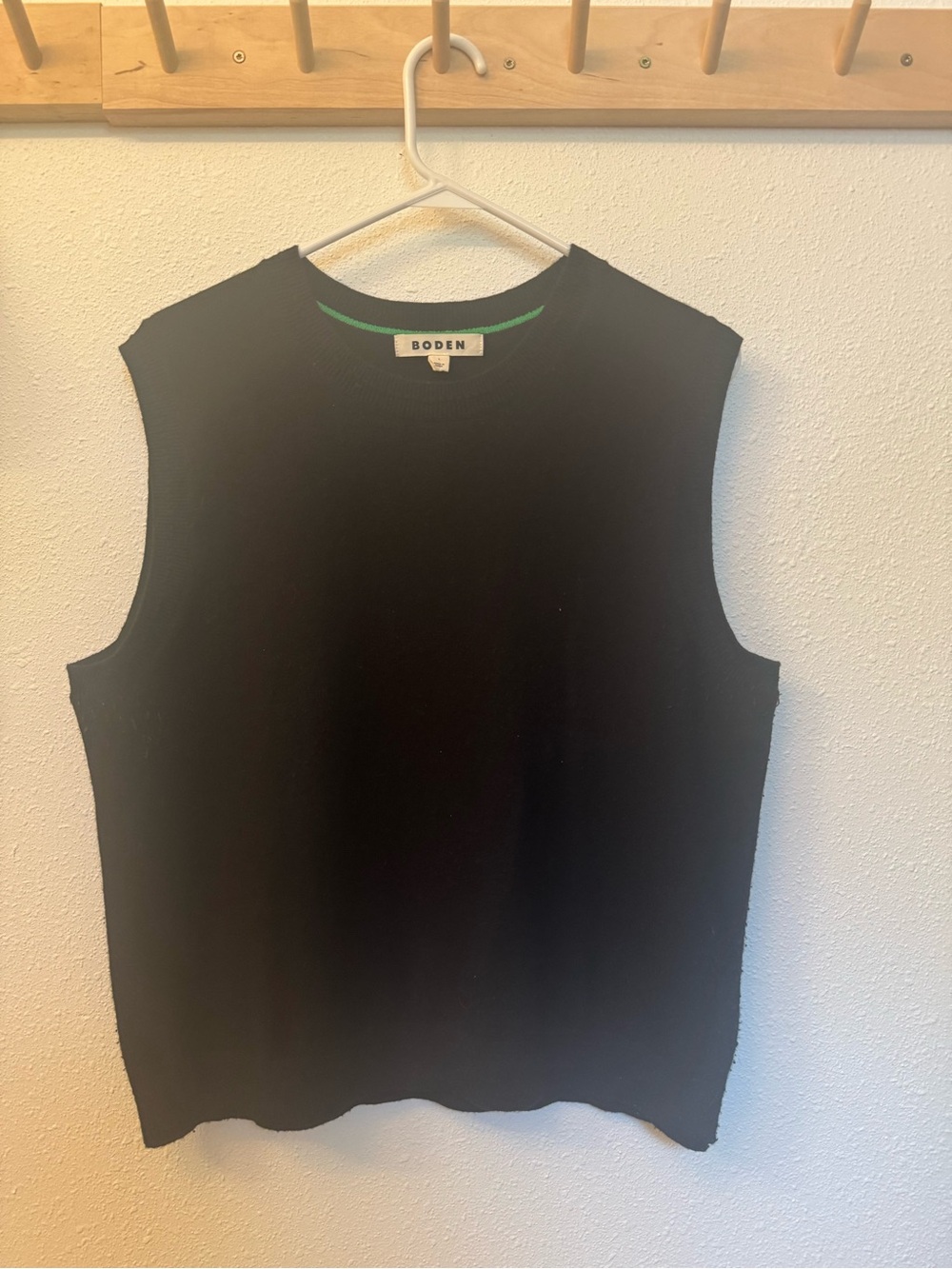 Boden Black Sleeveless Knit Shell